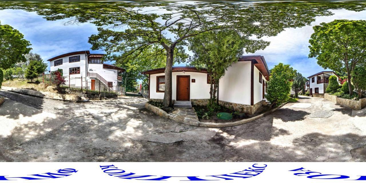 Complex Fichoza Hotel Varna Exterior photo