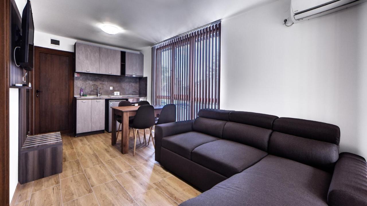 Complex Fichoza Hotel Varna Exterior photo