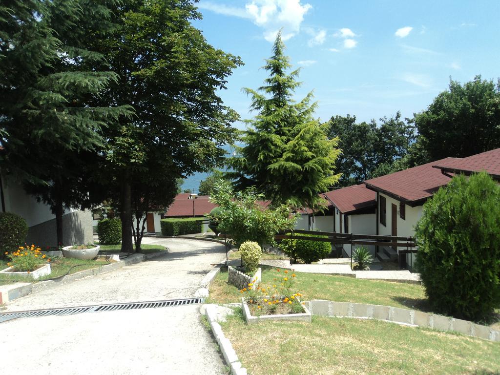 Complex Fichoza Hotel Varna Exterior photo