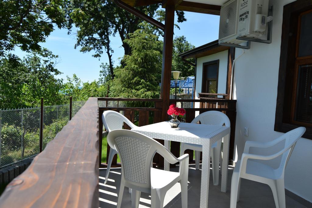 Complex Fichoza Hotel Varna Exterior photo