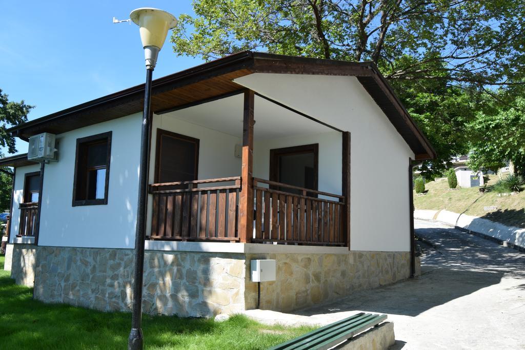 Complex Fichoza Hotel Varna Exterior photo