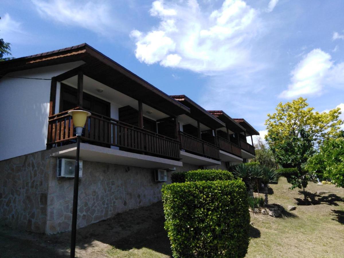 Complex Fichoza Hotel Varna Exterior photo